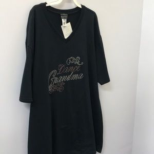 Black V-Neck Short Sleeve Tee